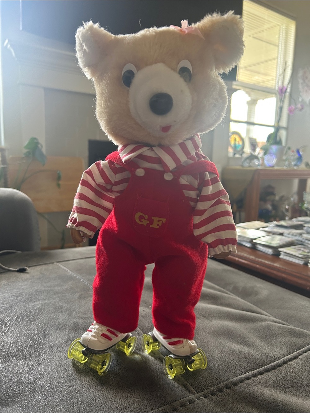 1985 Rare Collectible Sammy Skates Plush Bear on roller skates/play music.